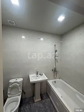 Kirayə verilir 3 otaqlı yeni tikili 80 m²