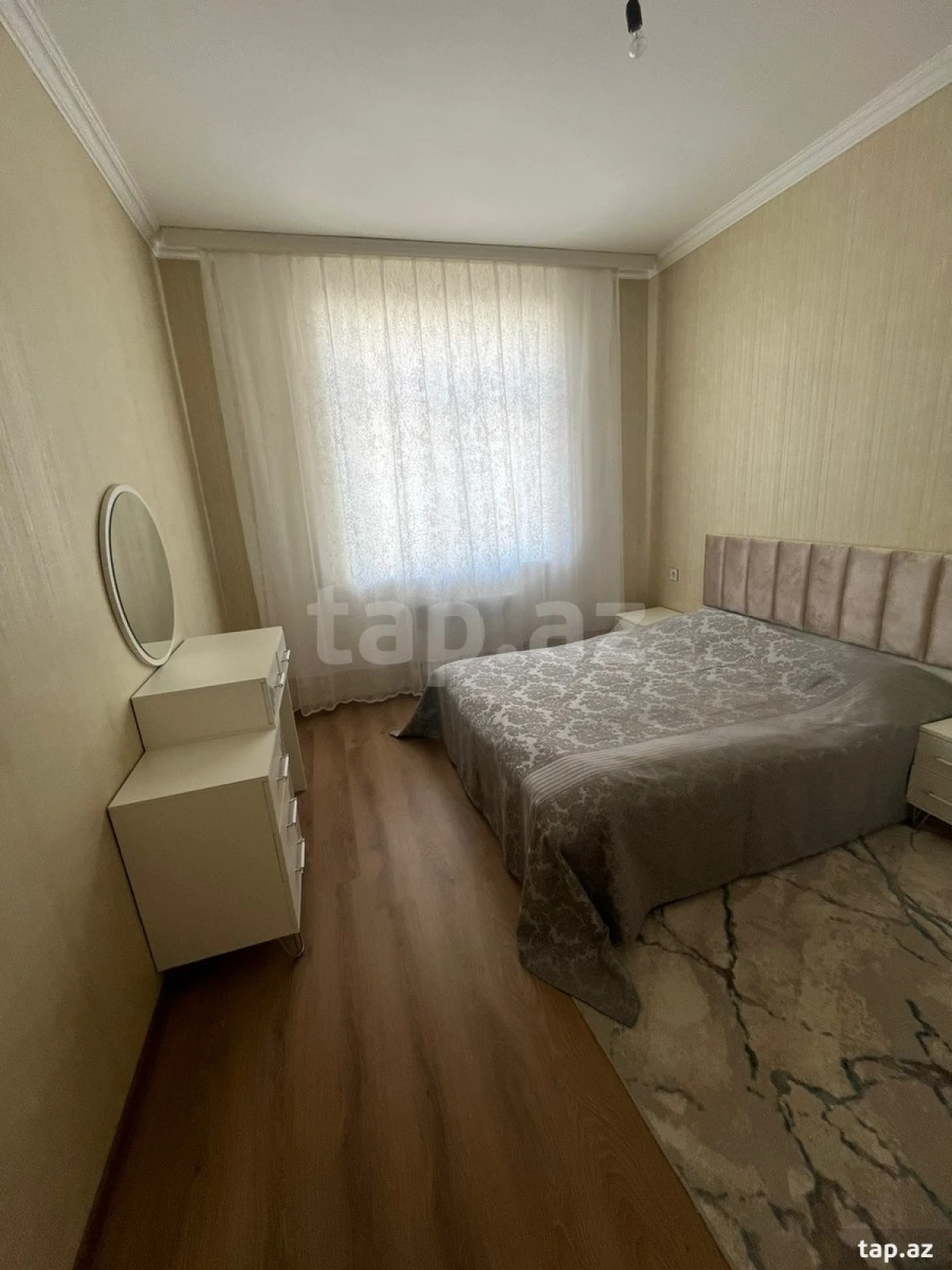 Kirayə verilir 3 otaqlı yeni tikili 80 m²