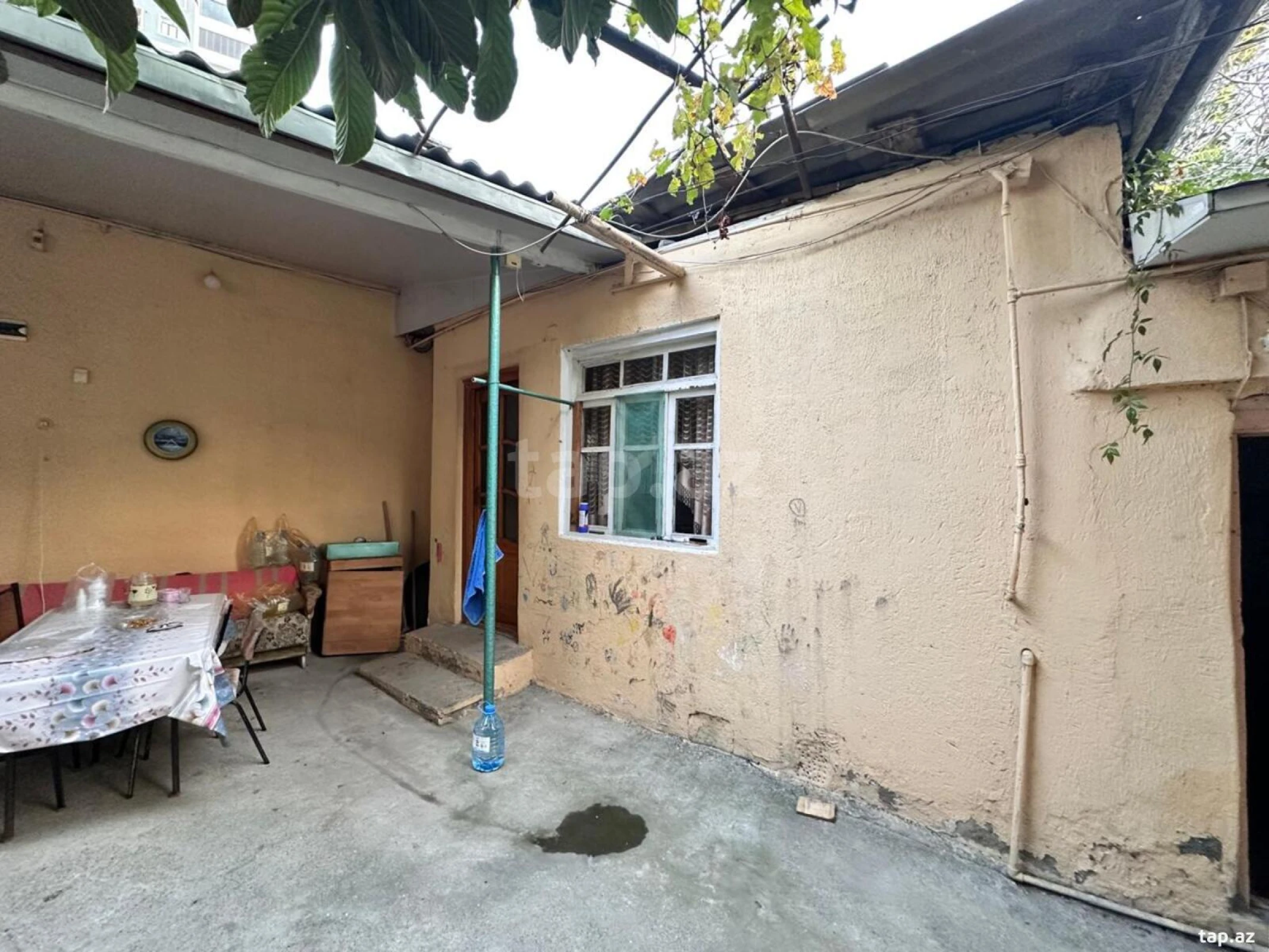 Satılır 4 otaqlı həyət evi