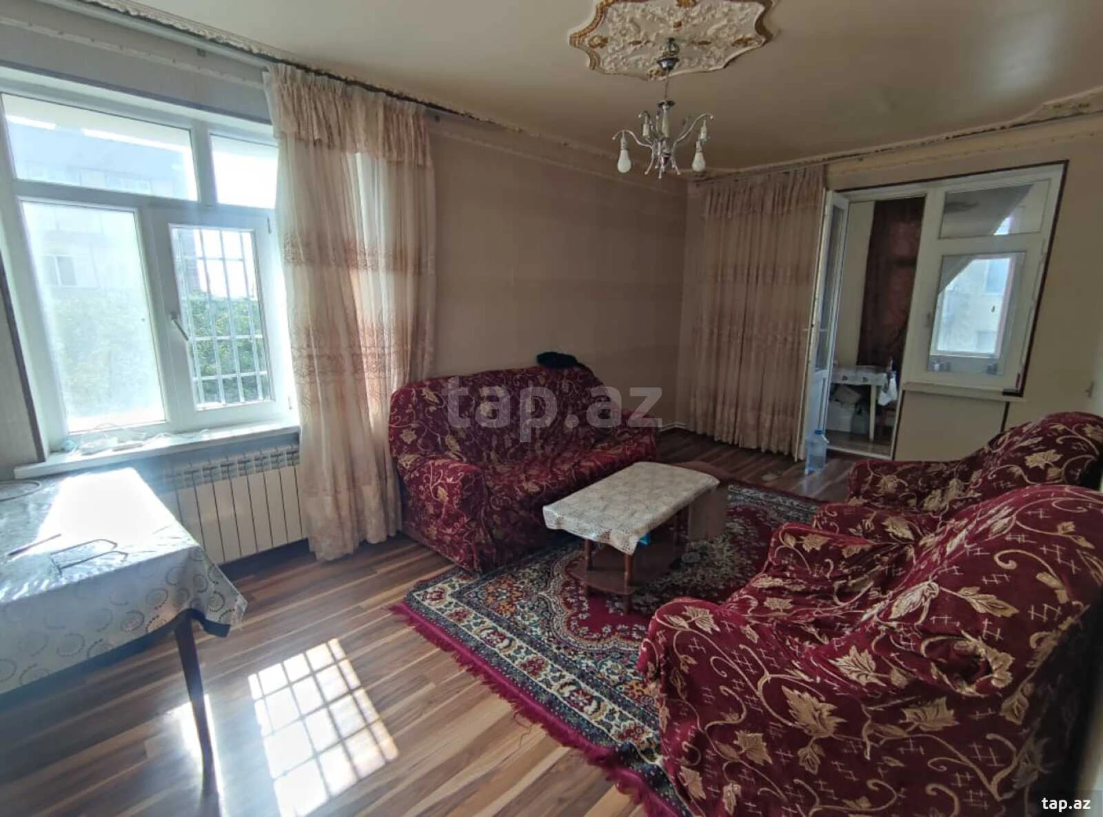 Kirayə verilir 2 otaqlı mənzil 60 m²