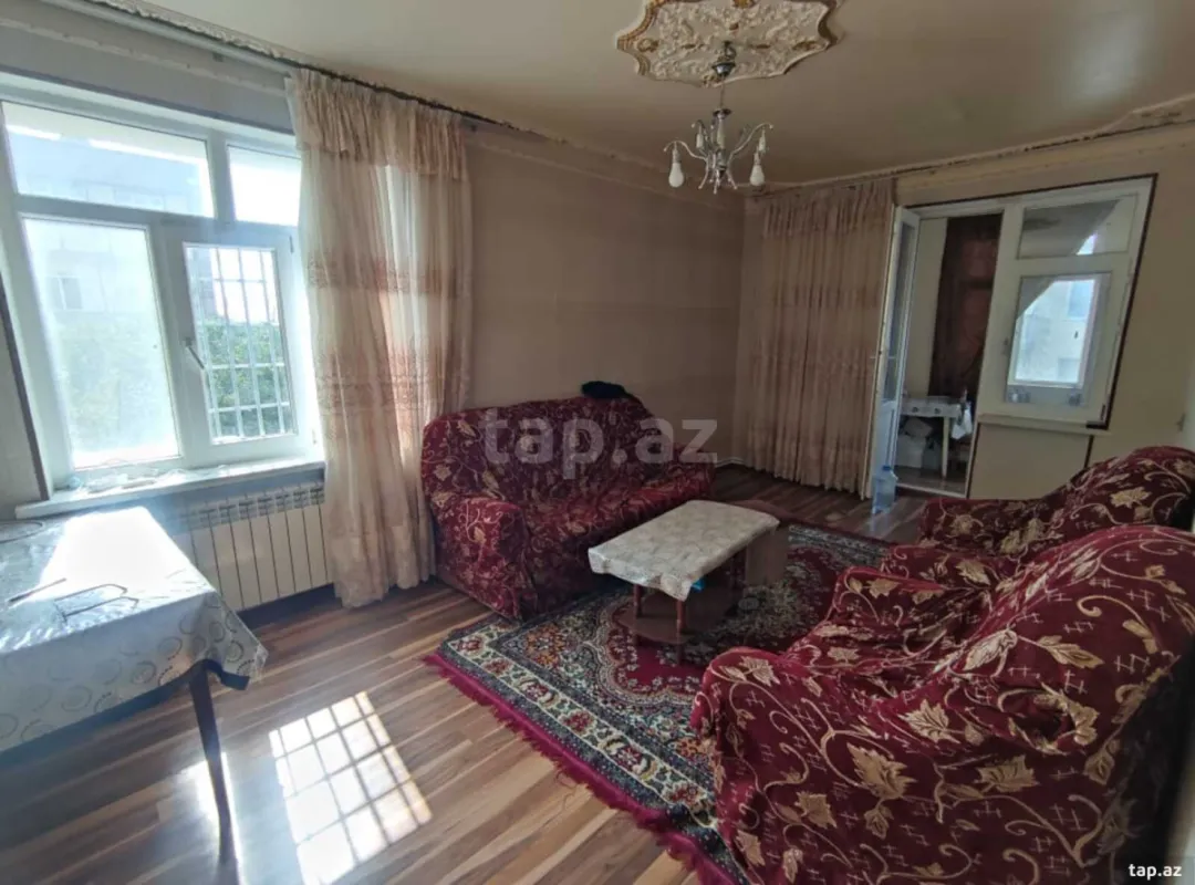 Kirayə verilir 2 otaqlı mənzil 60 m²