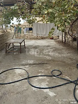 Satılır 4 otaqlı həyət evi