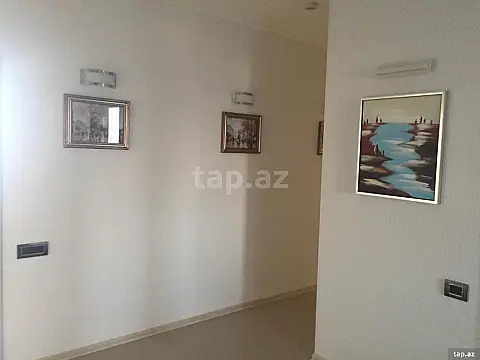 Satılır 3 otaqlı mənzil 125 m²