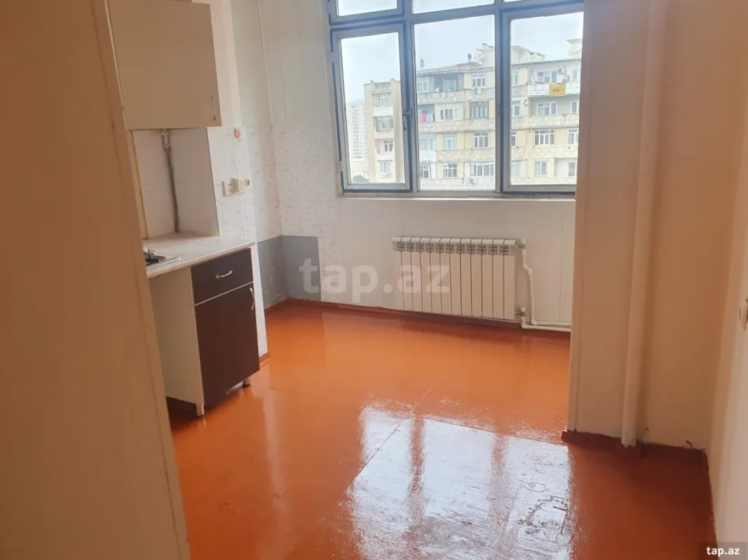 Satılır 2 otaqlı mənzil 78 m²