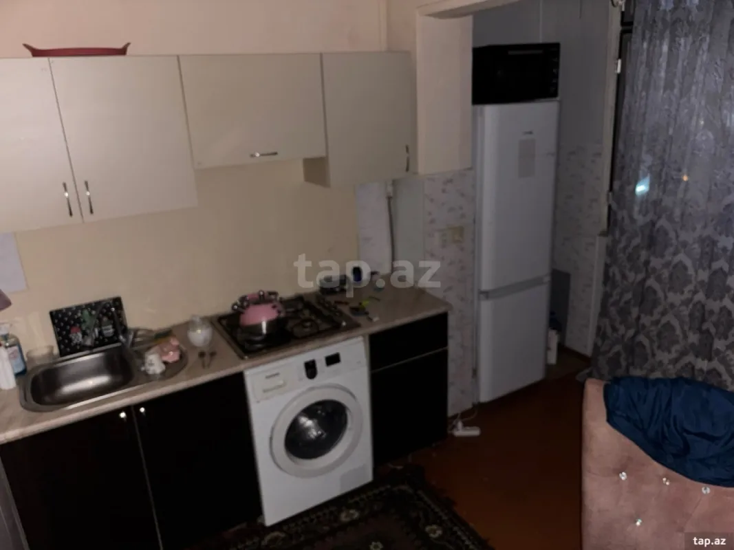 Satılır 2 otaqlı mənzil 78 m²