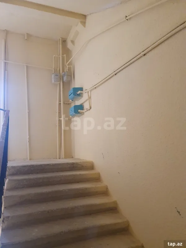 Satılır 2 otaqlı mənzil 78 m²