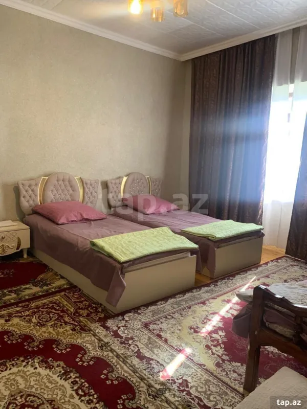 Kirayə verilir 4 otaqlı həyət evi 160 m²