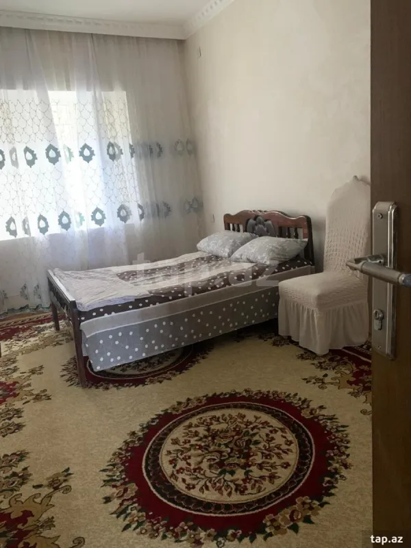 Kirayə verilir 4 otaqlı həyət evi 160 m²