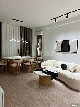 Kirayə verilir 3 otaqlı yeni tikili 70 m²
