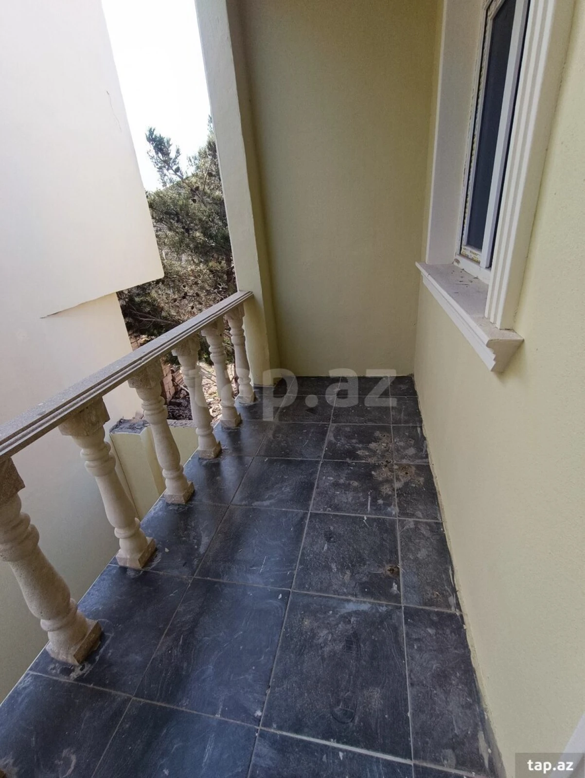 Satılır 4 otaqlı həyət evi 135 m²