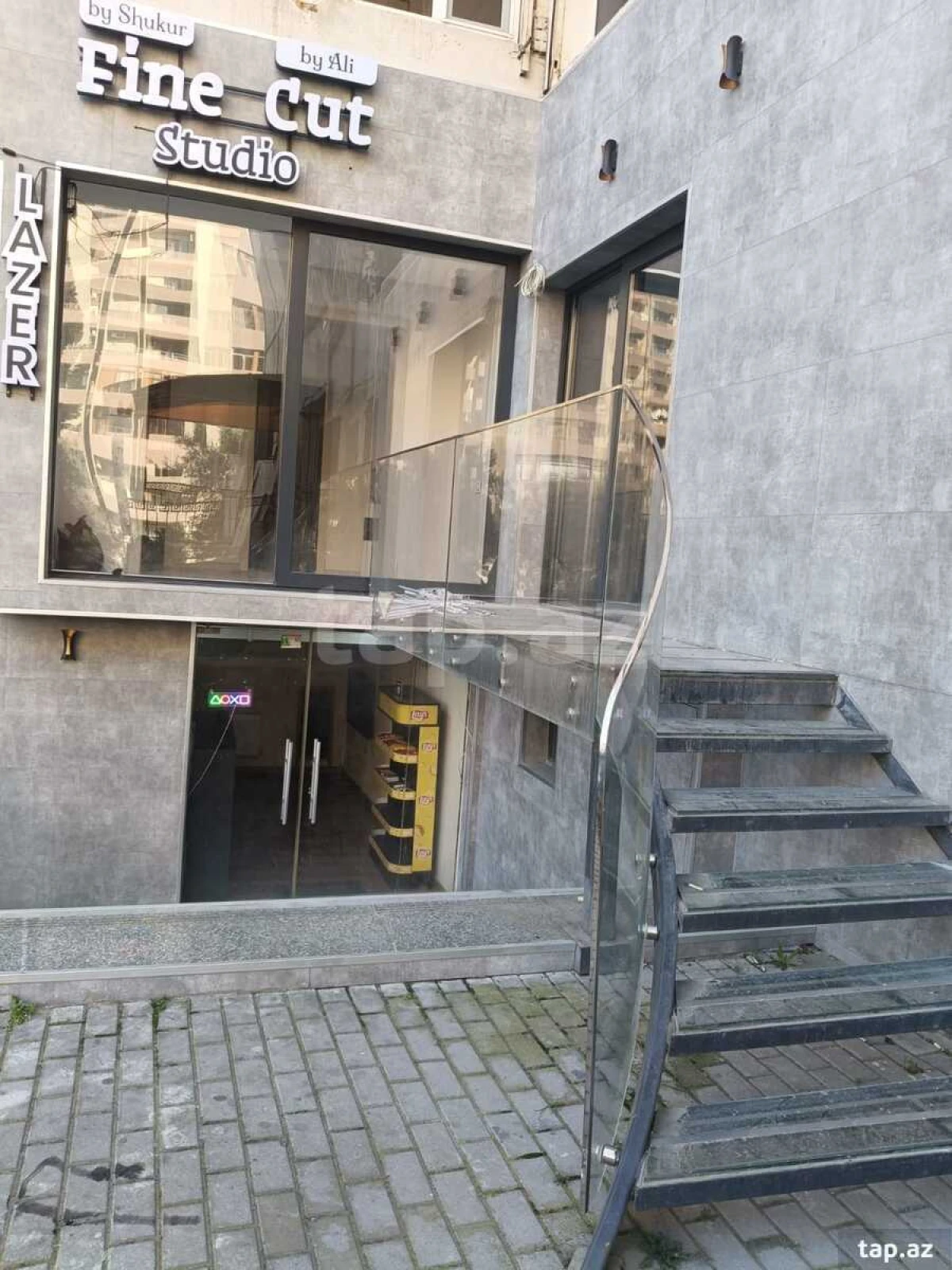 Kirayə verilir 4 otaqlı yeni tikili 100 m²