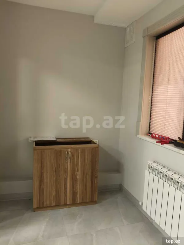 Kirayə verilir 4 otaqlı yeni tikili 100 m²