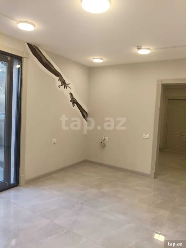 Kirayə verilir 4 otaqlı yeni tikili 100 m²