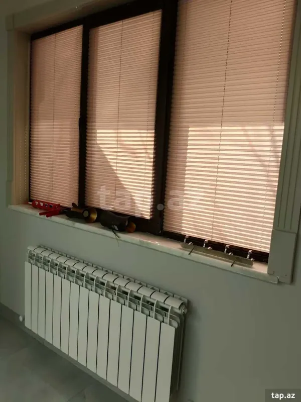 Kirayə verilir 4 otaqlı yeni tikili 100 m²