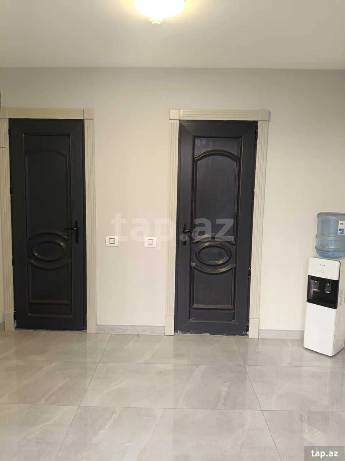 Kirayə verilir 4 otaqlı yeni tikili 100 m²