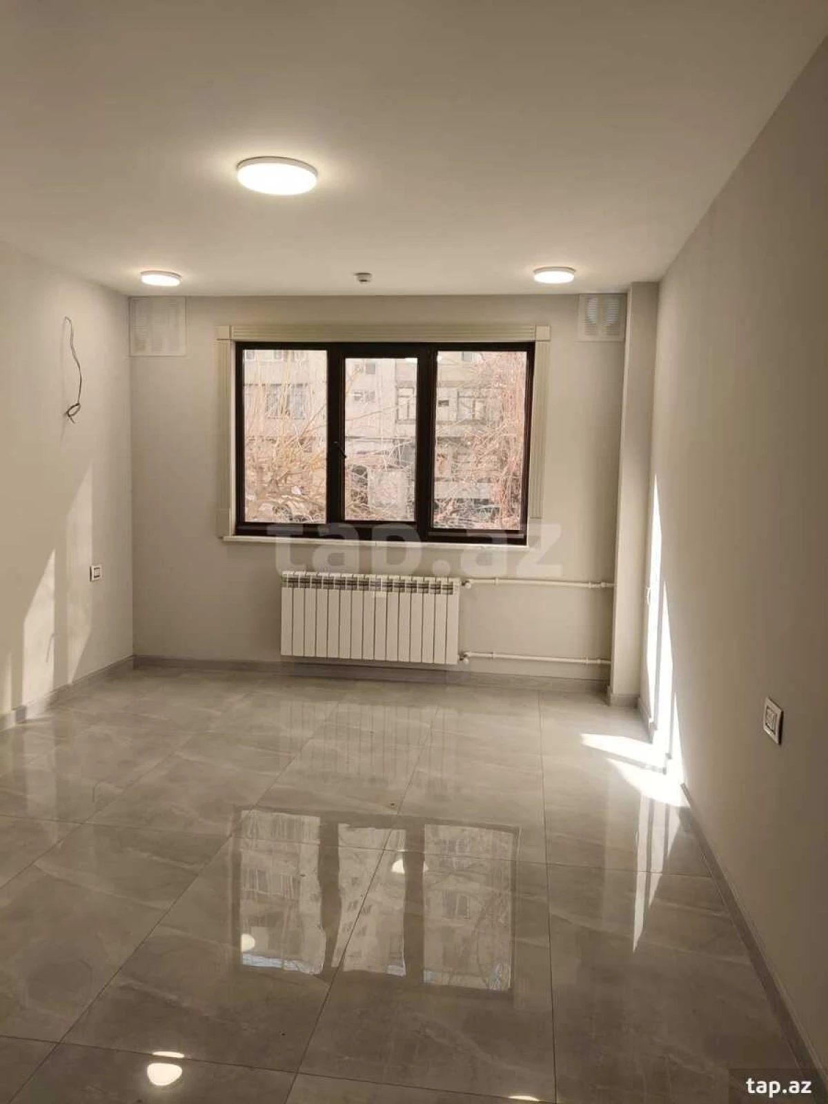 Kirayə verilir 4 otaqlı yeni tikili 100 m²