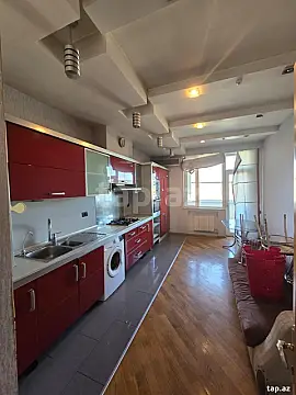 Satılır 3 otaqlı yeni tikili 143 m²