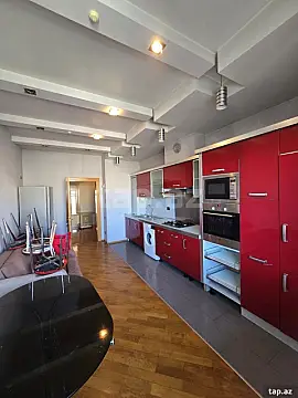 Satılır 3 otaqlı yeni tikili 143 m²
