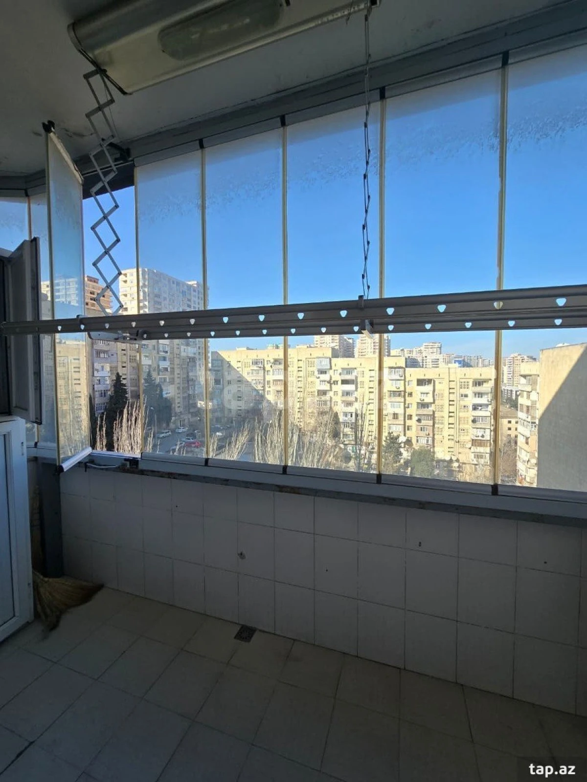 Satılır 3 otaqlı yeni tikili 143 m²