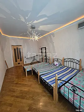 Satılır 3 otaqlı yeni tikili 143 m²