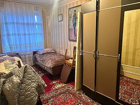 Satılır 4 otaqlı mənzil 80 m²