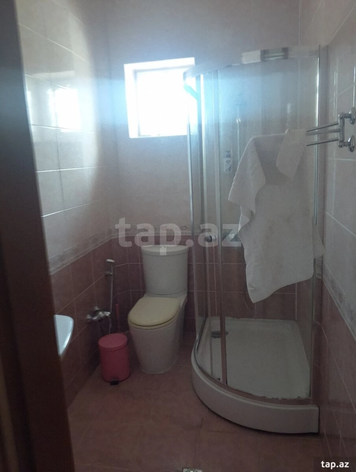 Kirayə verilir 6 otaqlı həyət evi