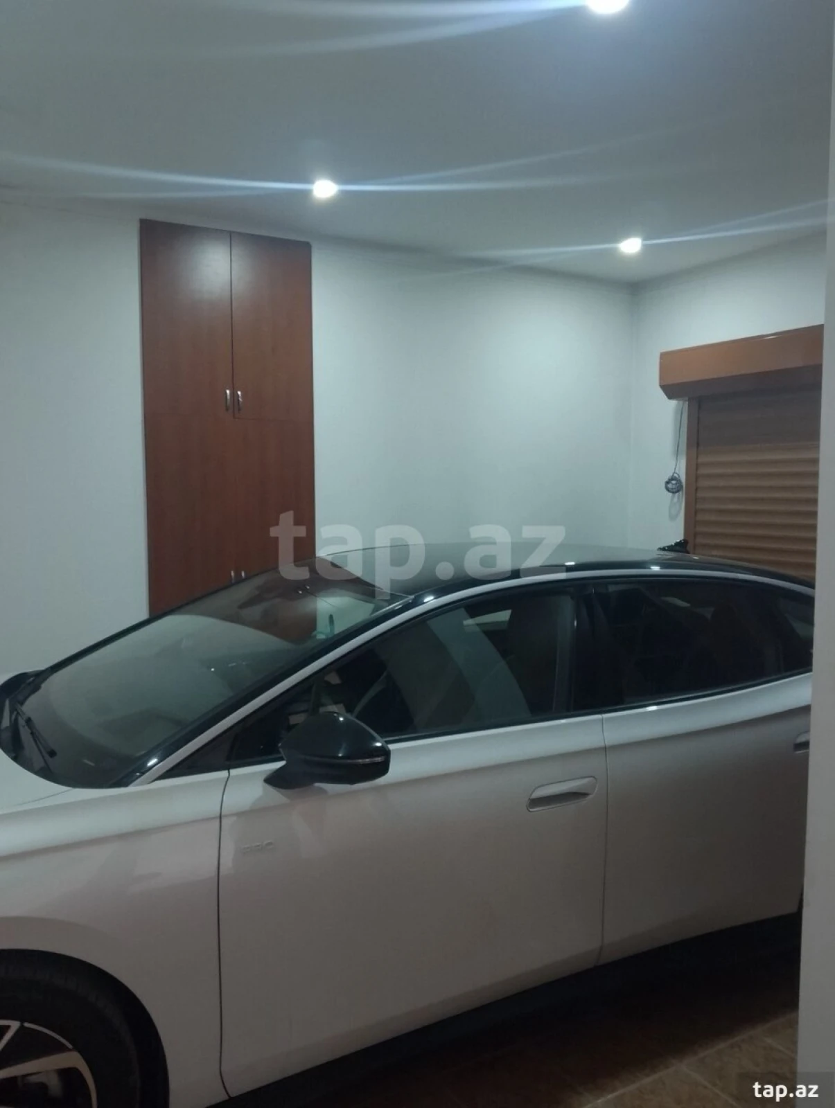 Kirayə verilir 6 otaqlı həyət evi