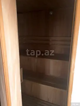 Kirayə verilir 6 otaqlı həyət evi