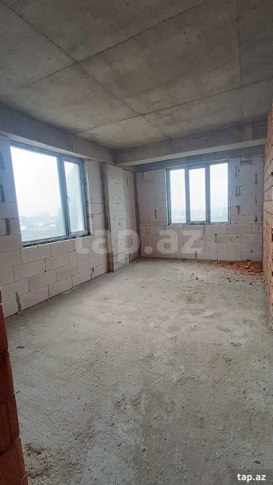 Satılır 3 otaqlı yeni tikili 118 m²