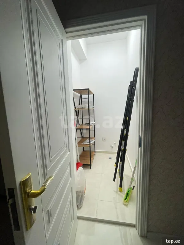 Kirayə verilir 2 otaqlı yeni tikili 82 m²