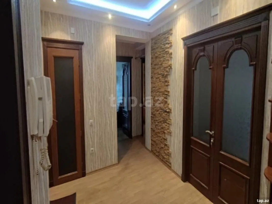 Satılır 3 otaqlı yeni tikili 120 m²