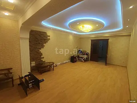 Satılır 3 otaqlı yeni tikili 120 m²