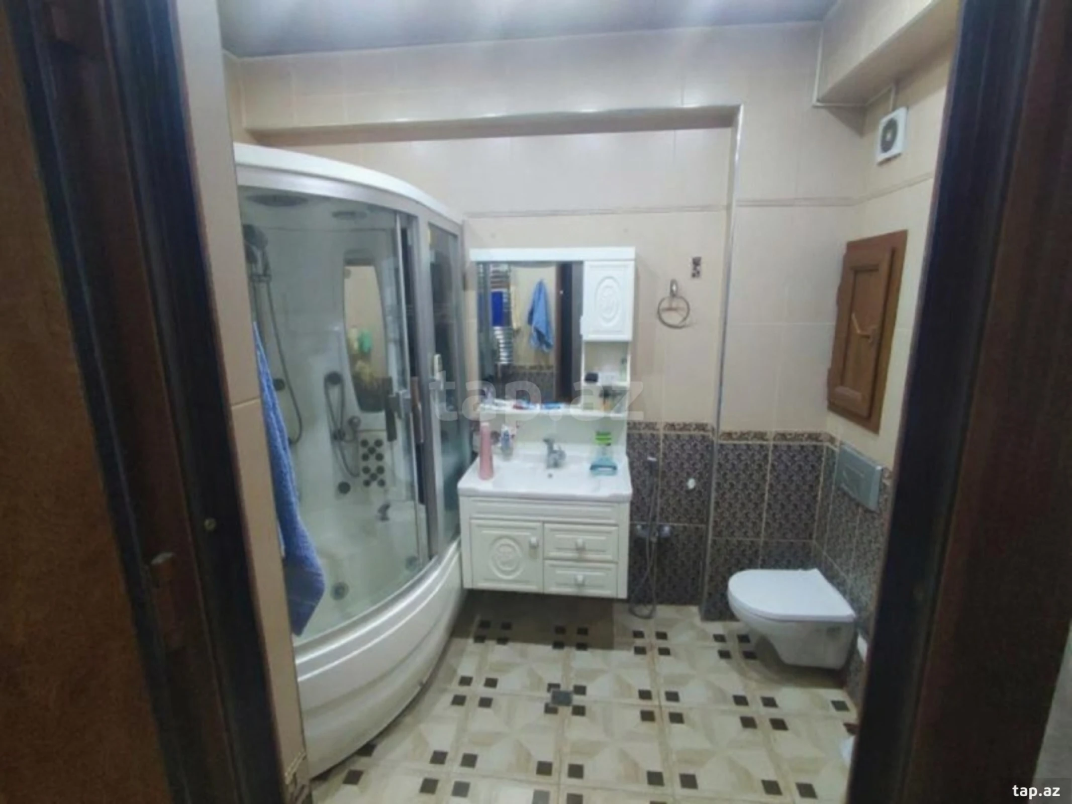 Satılır 3 otaqlı yeni tikili 120 m²