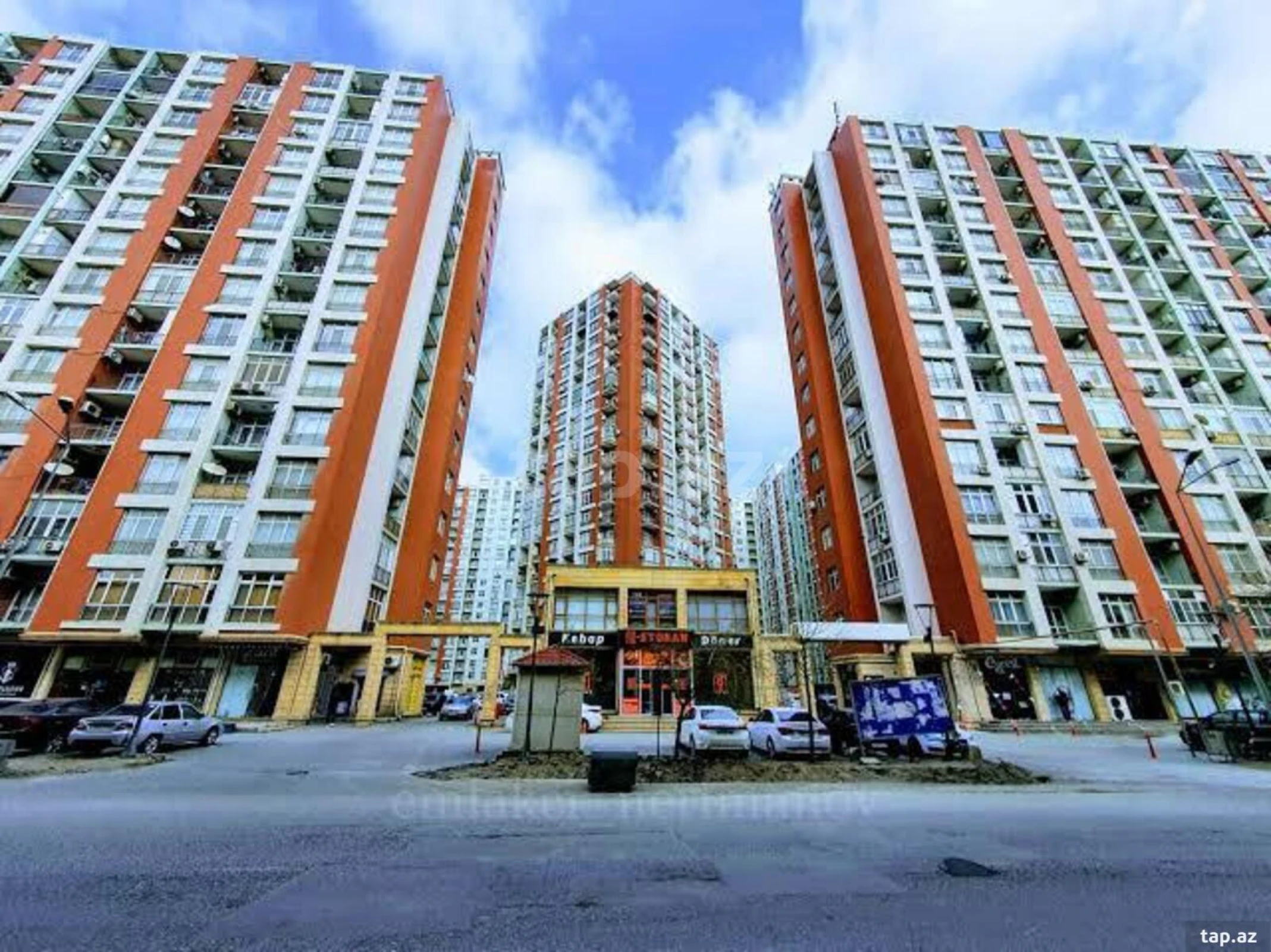 Kirayə verilir 2 otaqlı yeni tikili 105 m²