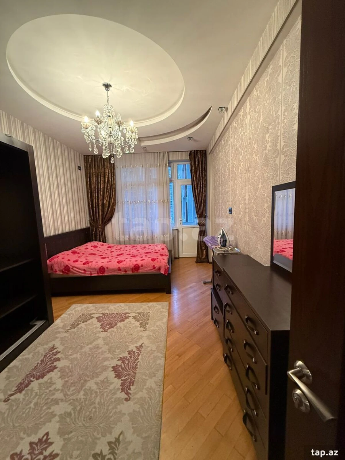 Kirayə verilir 2 otaqlı yeni tikili 105 m²
