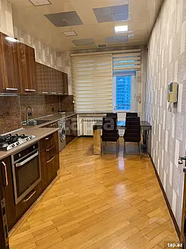 Kirayə verilir 2 otaqlı yeni tikili 105 m²