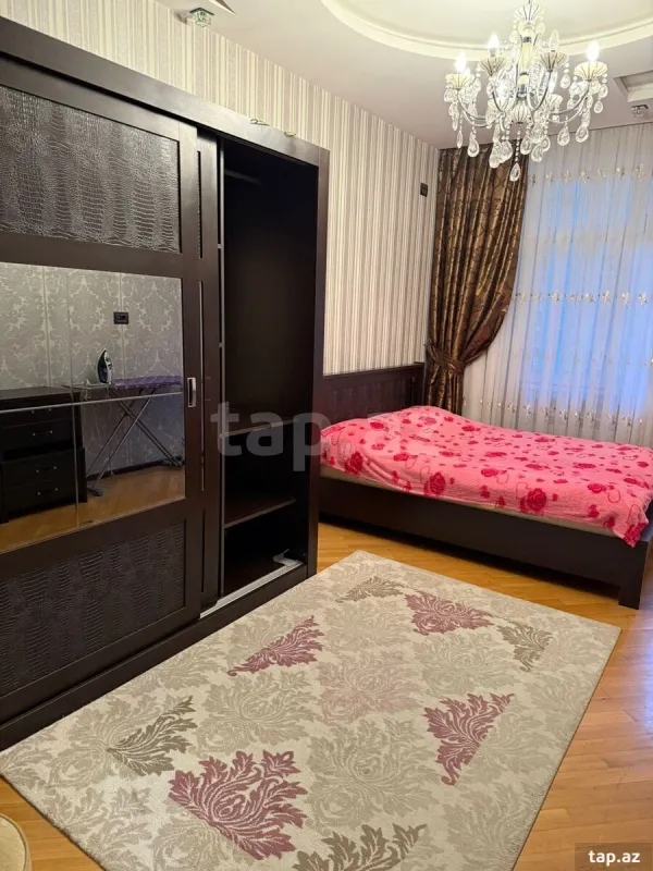 Kirayə verilir 2 otaqlı yeni tikili 105 m²