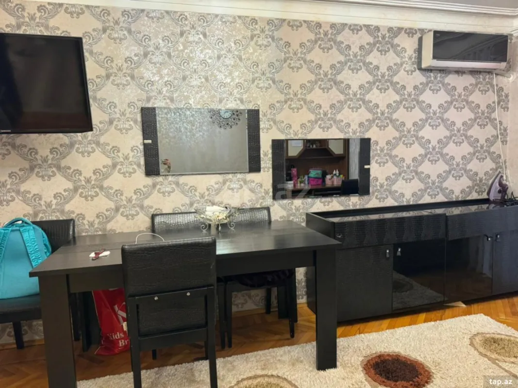 Satılır 2 otaqlı mənzil 60 m²
