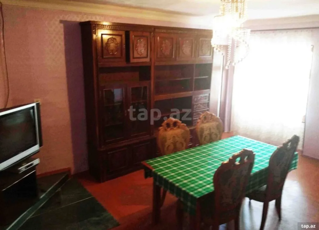 Kirayə verilir 3 otaqlı həyət evi