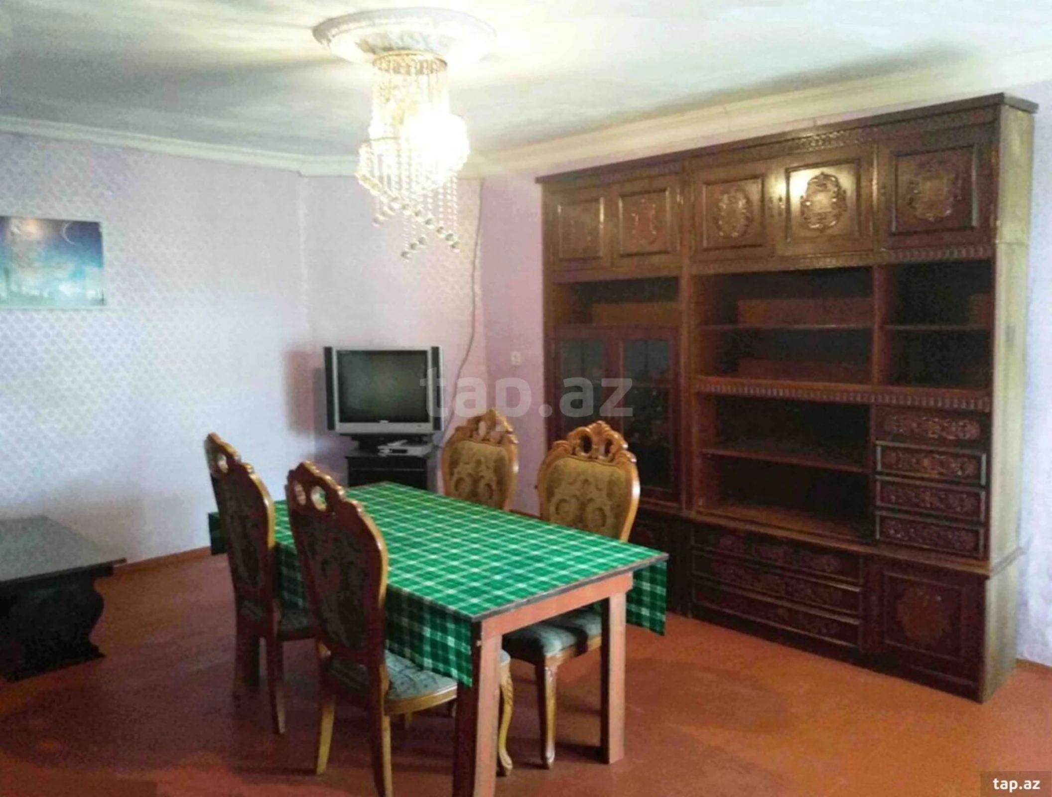 Kirayə verilir 3 otaqlı həyət evi