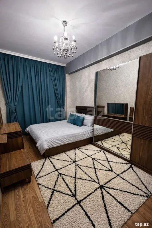 Satılır 3 otaqlı yeni tikili 90 m²