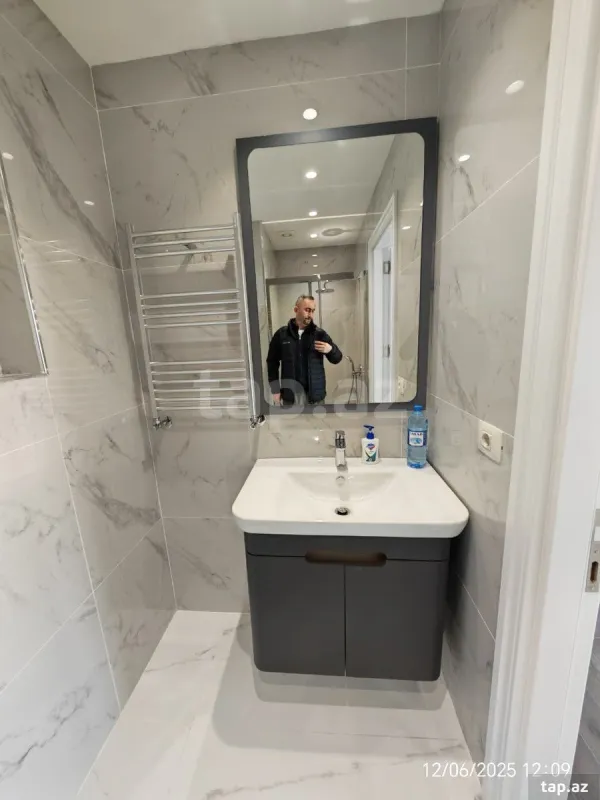 Satılır 3 otaqlı yeni tikili 110 m²