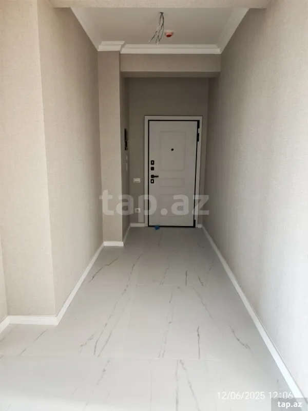 Satılır 3 otaqlı yeni tikili 110 m²