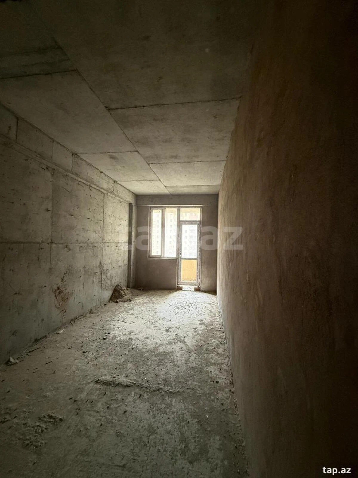 Satılır 3 otaqlı yeni tikili 120 m²