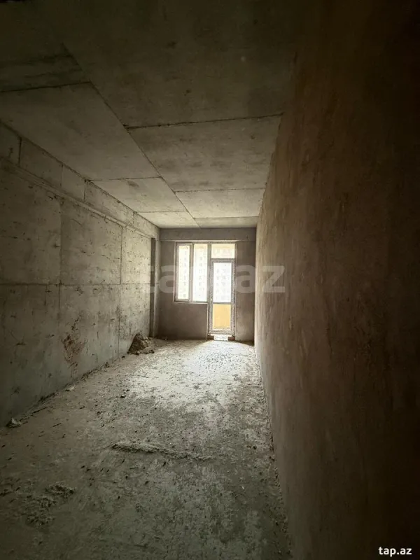 Satılır 3 otaqlı yeni tikili 120 m²