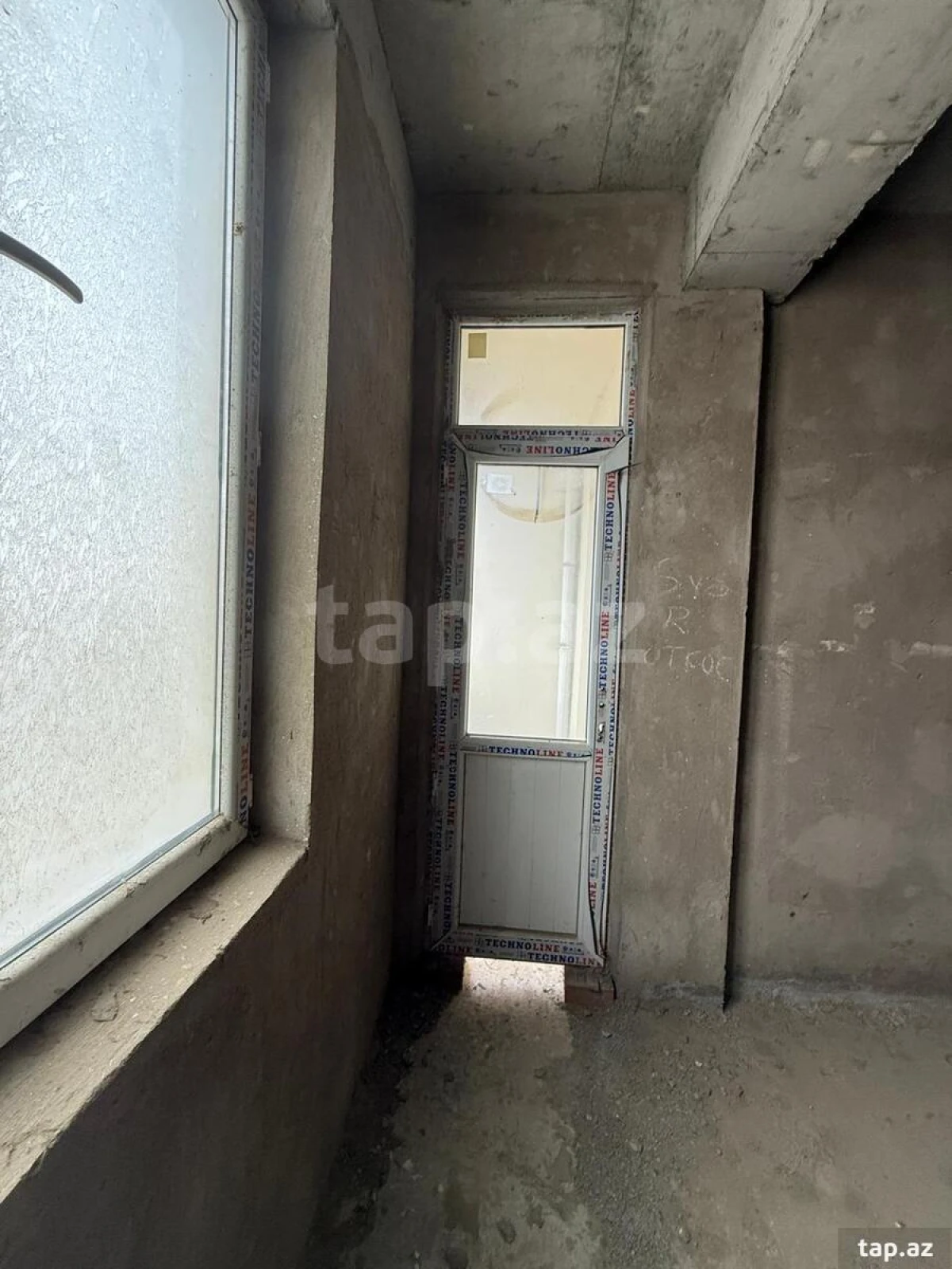 Satılır 3 otaqlı yeni tikili 120 m²