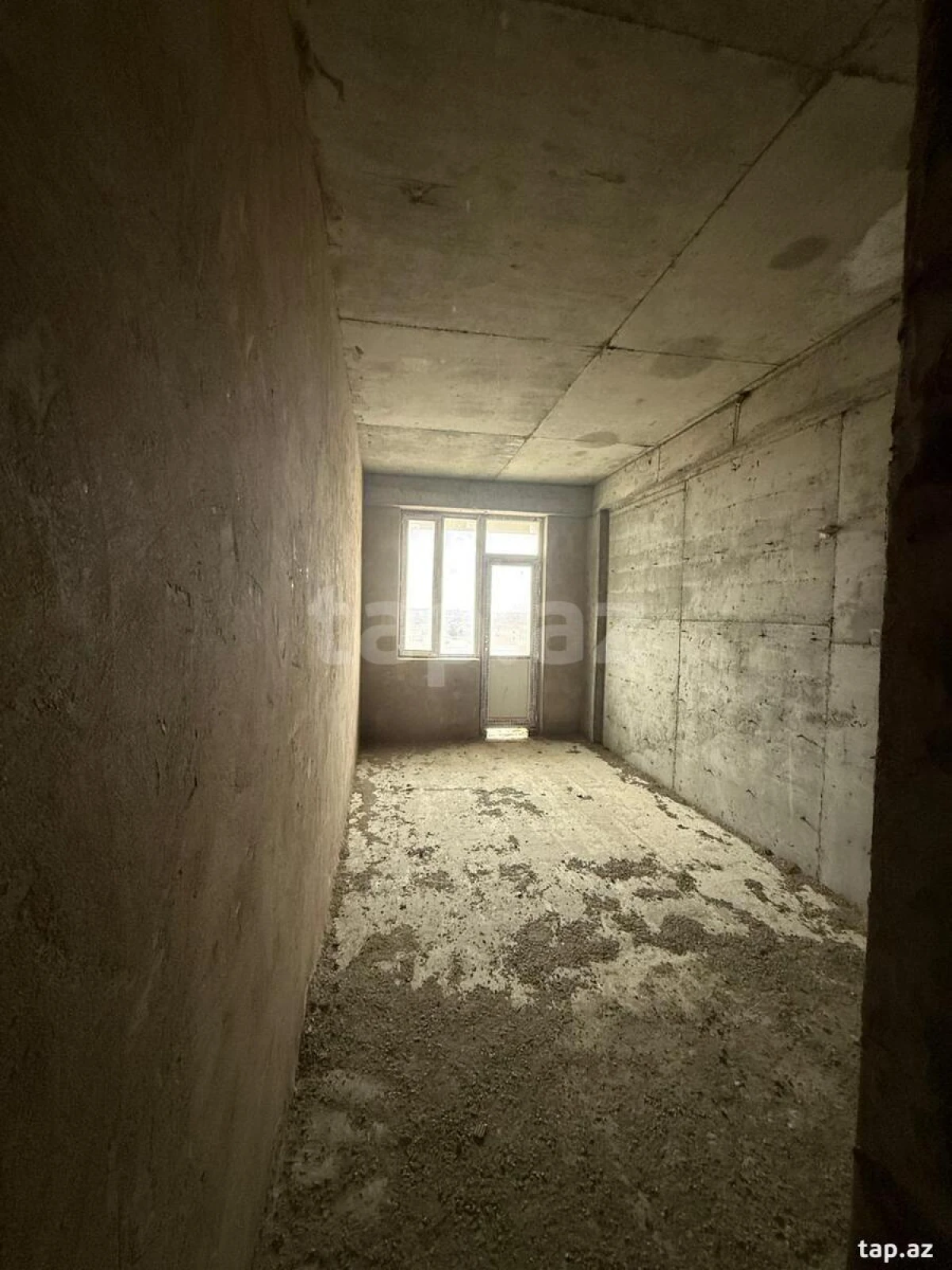 Satılır 3 otaqlı yeni tikili 120 m²