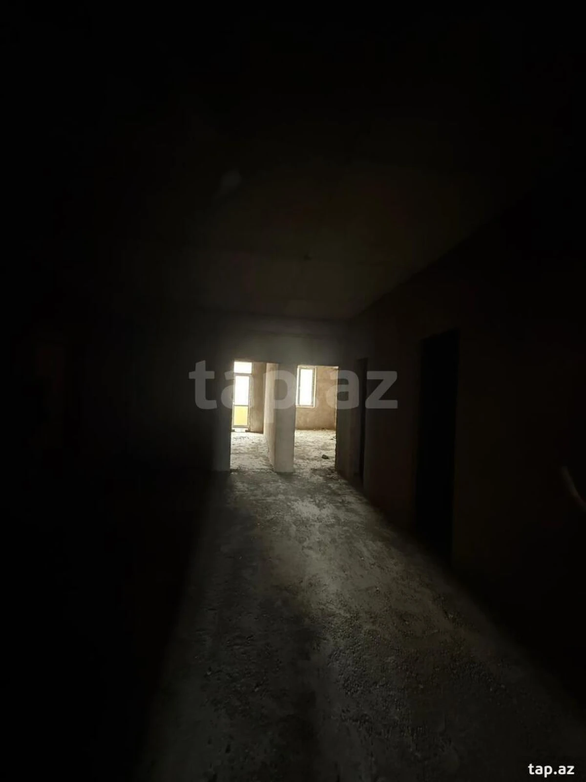 Satılır 3 otaqlı yeni tikili 120 m²