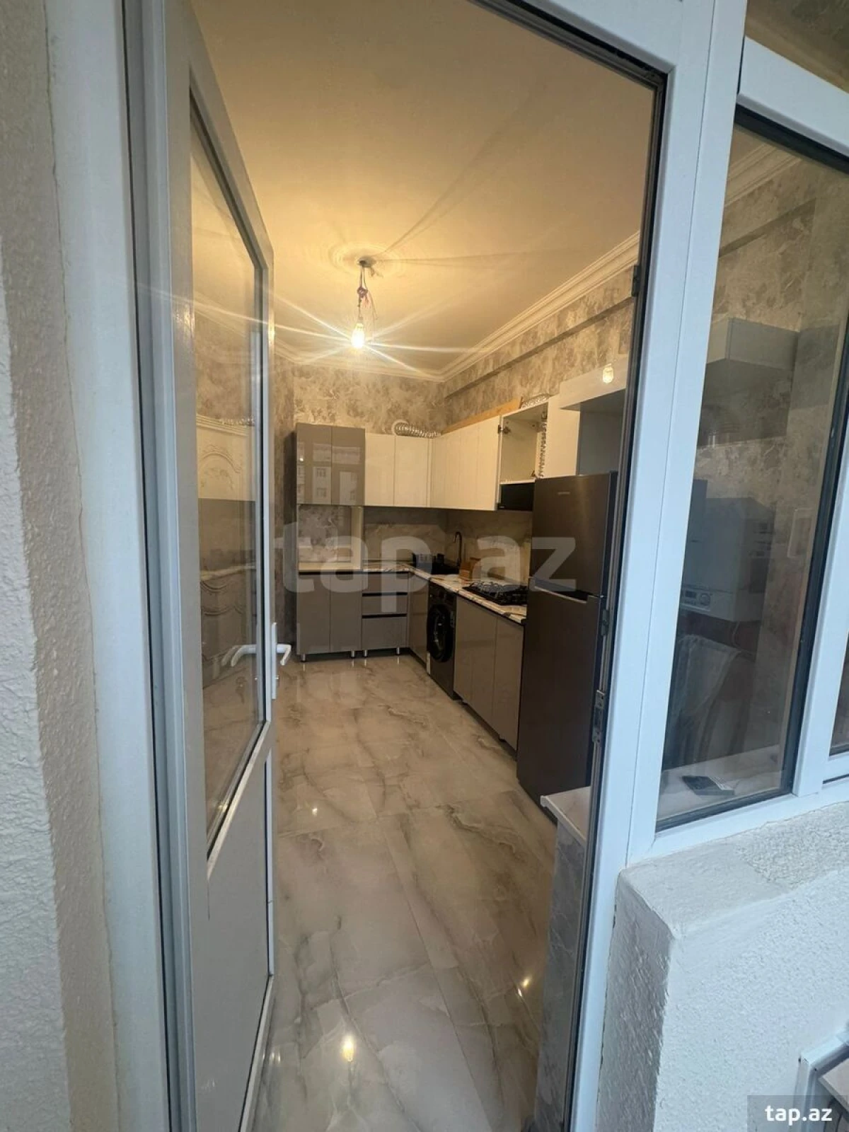Kirayə verilir 2 otaqlı yeni tikili 51 m²