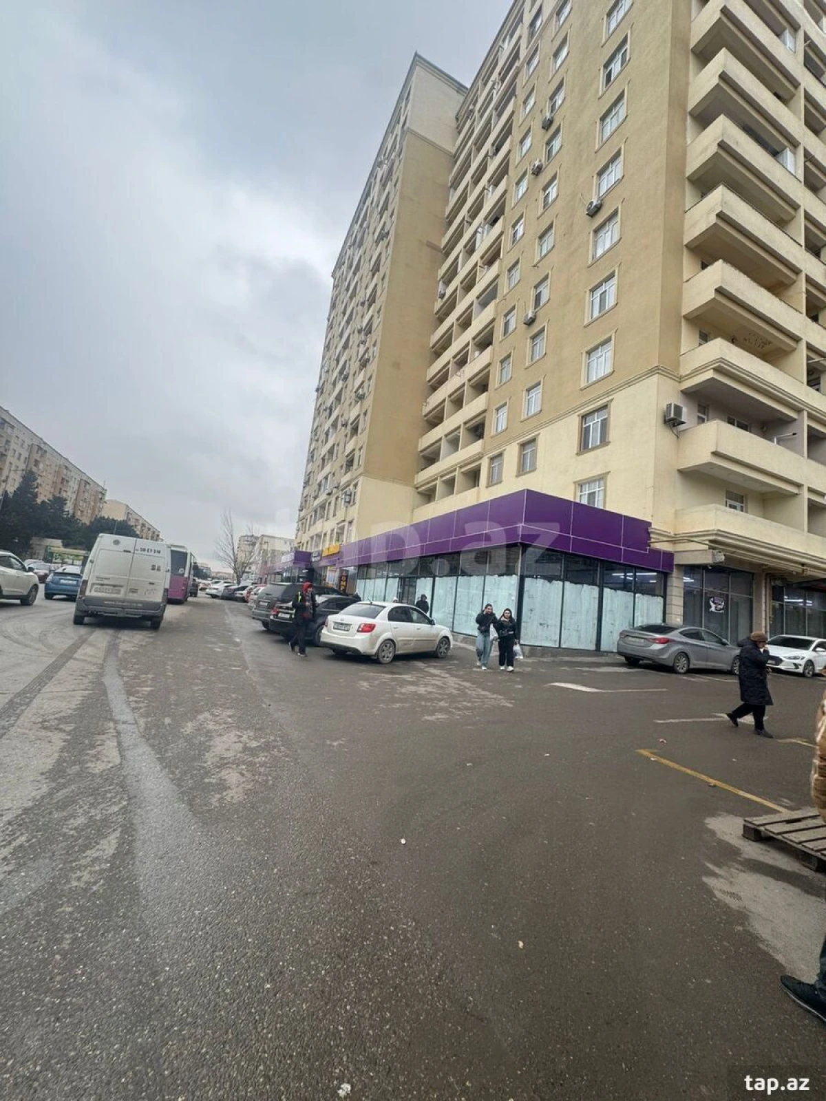 Kirayə verilir 2 otaqlı yeni tikili 51 m²